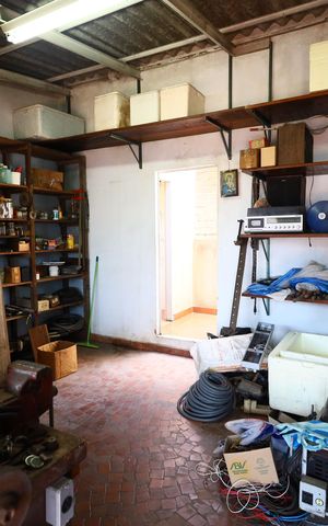 Casa à venda com 250m², 4 quartos e 4 vagasQuarto de Serviço