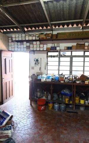 Casa à venda com 250m², 4 quartos e 4 vagasQuarto de Serviço