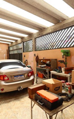 Casa à venda com 250m², 4 quartos e 4 vagasGaragem