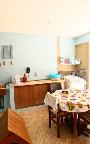 Casa à venda com 250m², 4 quartos e 4 vagasÁrea de Serviço