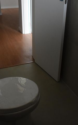 Casa à venda com 117m², 3 quartos e 2 vagasBanheiro Social