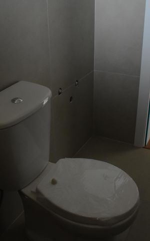 Casa à venda com 117m², 3 quartos e 2 vagasBanheiro Social