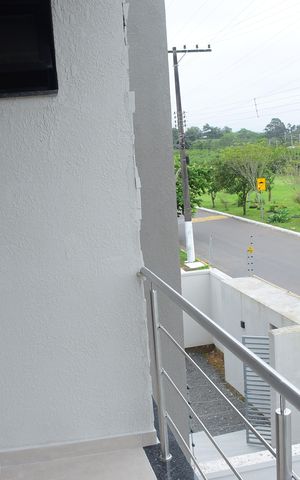Casa à venda com 117m², 3 quartos e 2 vagasVaranda Suíte