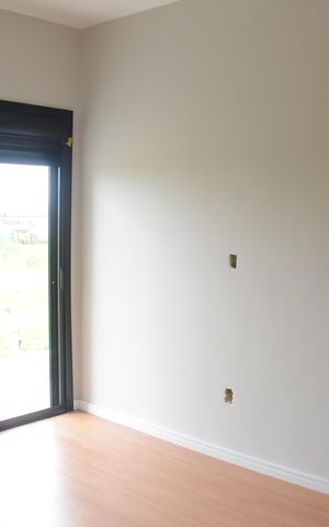Casa à venda com 117m², 3 quartos e 2 vagasSuíte
