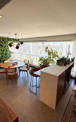 Apartamento à venda com 121m², 2 quartos e 2 vagas