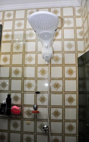 Casa à venda com 143m², 4 quartos e 1 vaga Casa à venda com 143m², 4 quartos e 1 vagaDetalhe - Banheiro Social