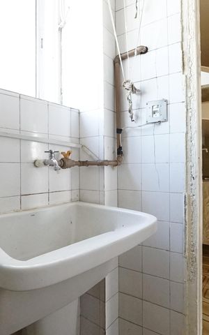 Apartamento à venda com 81m², 3 quartos e 1 vagaÁrea de Serviço