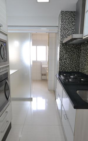 Apartamento para alugar com 95m², 3 quartos e 2 vagasCozinha e Área de Serviço
