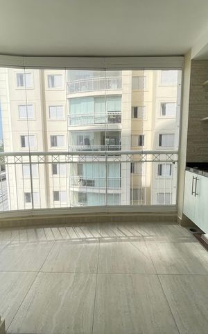 Apartamento para alugar com 95m², 3 quartos e 2 vagas Apartamento para alugar com 95m², 3 quartos e 2 vagasVaranda