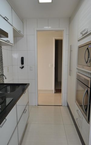 Apartamento para alugar com 95m², 3 quartos e 2 vagasCozinha e Área de Serviço