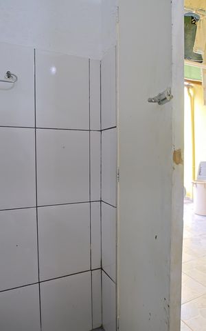 Casa à venda com 160m², 3 quartos e 2 vagasBanheiro 3