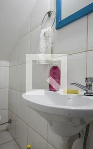 Casa para alugar com 125m², 3 quartos e 2 vagasBanheiro