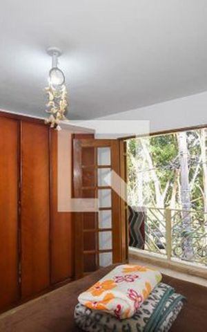 Casa para alugar com 125m², 3 quartos e 2 vagasQuarto 1