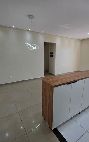 Apartamento para alugar com 81m², 2 quartos e 1 vaga Apartamento para alugar com 81m², 2 quartos e 1 vagaSala