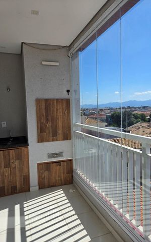 Apartamento para alugar com 81m², 2 quartos e 1 vaga Apartamento para alugar com 81m², 2 quartos e 1 vagaVaranda