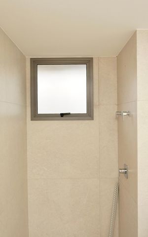 Apartamento à venda com 54m², 1 quarto e 1 vagaSuíte - Banheiro 