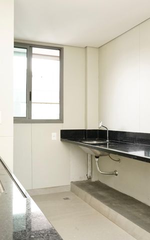 Apartamento à venda com 203m², 3 quartos e 3 vagasCozinha e Área de Serviço