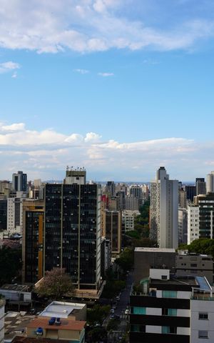 Apartamento à venda com 203m², 3 quartos e 3 vagasVaranda Primeiro Andar - vista 