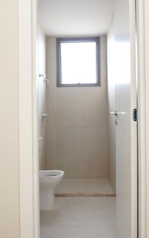 Apartamento à venda com 203m², 3 quartos e 3 vagasSuíte - Banheiro 