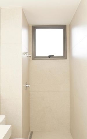 Apartamento à venda com 80m², 2 quartos e 2 vagas Apartamento à venda com 80m², 2 quartos e 2 vagasSuíte 1 - Banheiro