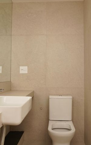 Apartamento à venda com 80m², 2 quartos e 2 vagas Apartamento à venda com 80m², 2 quartos e 2 vagasSuíte 2 - Banheiro