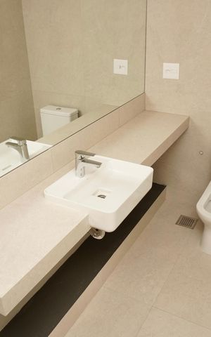 Apartamento à venda com 80m², 2 quartos e 2 vagas Apartamento à venda com 80m², 2 quartos e 2 vagasSuíte 2 - Banheiro