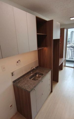 Studio para alugar com 28m², 1 quarto e sem vaga Studio para alugar com 28m², 1 quarto e sem vagaSala / Quarto