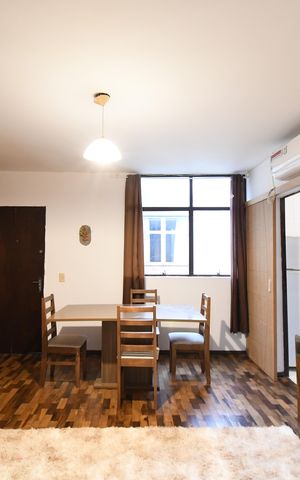 Apartamento para alugar com 84m², 3 quartos e 1 vagaSala