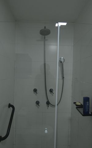 Studio para alugar com 28m², 1 quarto e sem vagaSTUDIO - BANHEIRO