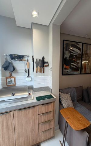Apartamento à venda com 56m², 2 quartos e 1 vaga Apartamento à venda com 56m², 2 quartos e 1 vagaVaranda