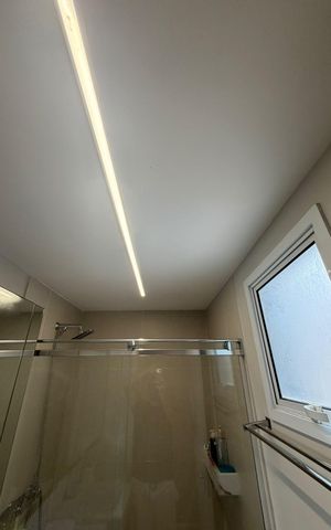 Apartamento à venda com 56m², 2 quartos e 1 vaga Apartamento à venda com 56m², 2 quartos e 1 vagaBanheiro 1