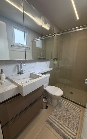 Apartamento à venda com 56m², 2 quartos e 1 vaga Apartamento à venda com 56m², 2 quartos e 1 vagaBanheiro 1