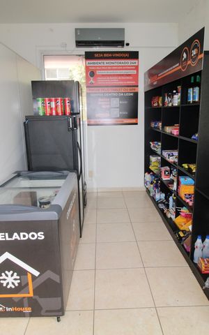 Apartamento para alugar com 45m², 2 quartos e 1 vagaÁrea comum - Mini Mercado