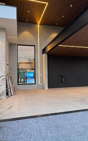 Casa de condomínio à venda com 500m², 3 quartos e 8 vagas Casa de condomínio à venda com 500m², 3 quartos e 8 vagasÁrea externa