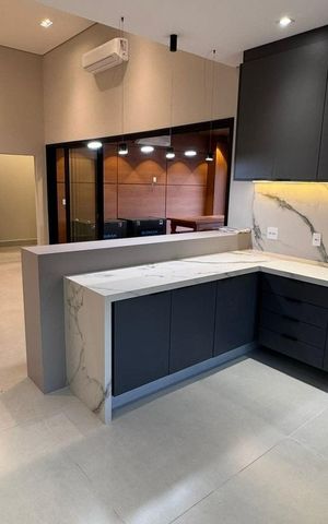 Casa de condomínio à venda com 500m², 3 quartos e 8 vagas Casa de condomínio à venda com 500m², 3 quartos e 8 vagasCozinha