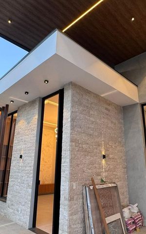 Casa de condomínio à venda com 500m², 3 quartos e 8 vagas Casa de condomínio à venda com 500m², 3 quartos e 8 vagasÁrea externa