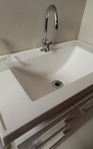 Apartamento para alugar com 45m², 2 quartos e 1 vagaBanheiro - Pia