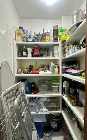 Apartamento à venda com 88m², 3 quartos e 2 vagas Apartamento à venda com 88m², 3 quartos e 2 vagasDespensa