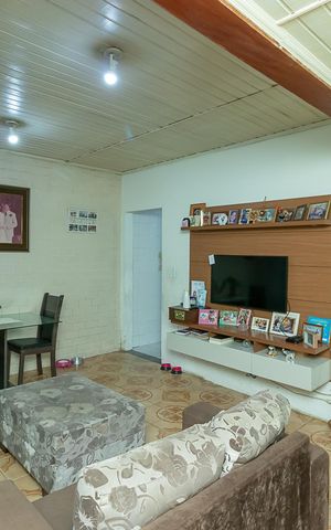 Casa para alugar com 300m², 3 quartos e 5 vagas Casa para alugar com 300m², 3 quartos e 5 vagasSala