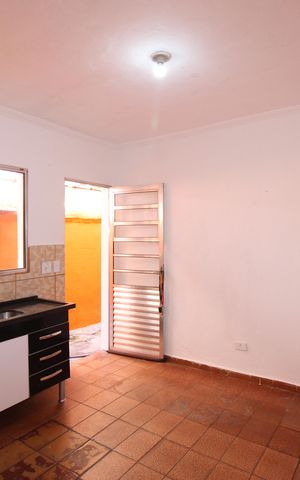 Casa para alugar com 70m², 1 quarto e 1 vagaCozinha