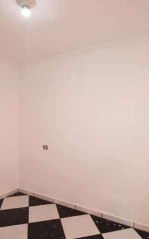 Casa para alugar com 70m², 1 quarto e 1 vagaQuarto
