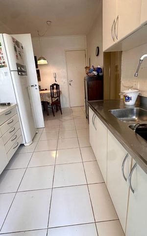 Apartamento à venda com 160m², 4 quartos e 1 vaga Apartamento à venda com 160m², 4 quartos e 1 vagaCozinha