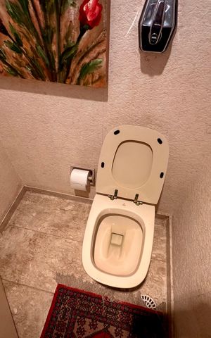 Apartamento à venda com 160m², 4 quartos e 1 vaga Apartamento à venda com 160m², 4 quartos e 1 vagaLavabo