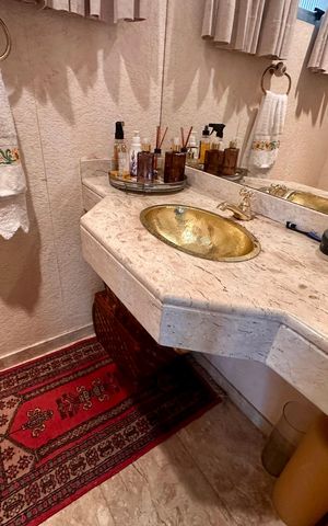 Apartamento à venda com 160m², 4 quartos e 1 vaga Apartamento à venda com 160m², 4 quartos e 1 vagaLavabo