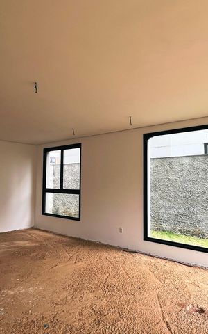 Casa de condomínio à venda com 220m², 3 quartos e 2 vagas