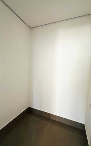 Casa de condomínio à venda com 220m², 3 quartos e 2 vagas
