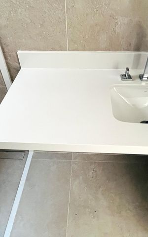 Casa de condomínio à venda com 220m², 3 quartos e 2 vagas