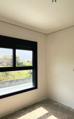 Casa de condomínio à venda com 220m², 3 quartos e 2 vagas