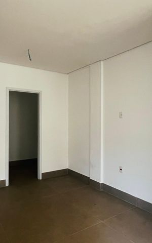Casa de condomínio à venda com 220m², 3 quartos e 2 vagas