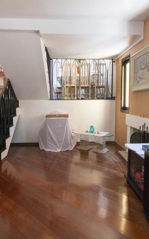 Casa de condomínio à venda com 150m², 3 quartos e 2 vagasSala